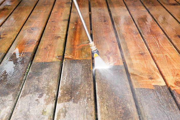 Best Deck Pressure Washing  in South Sarasota, FL